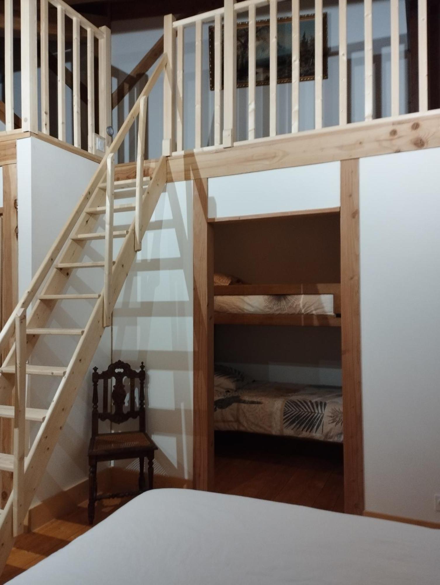 Les Chambres De Liane Cerdon  Exterior photo
